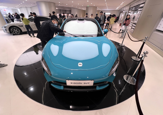 Günlük Teknoloji Haberleri: Xiaomi, 30.000 doların altındaki Sedanıyla amansız EV yarışına giriyor