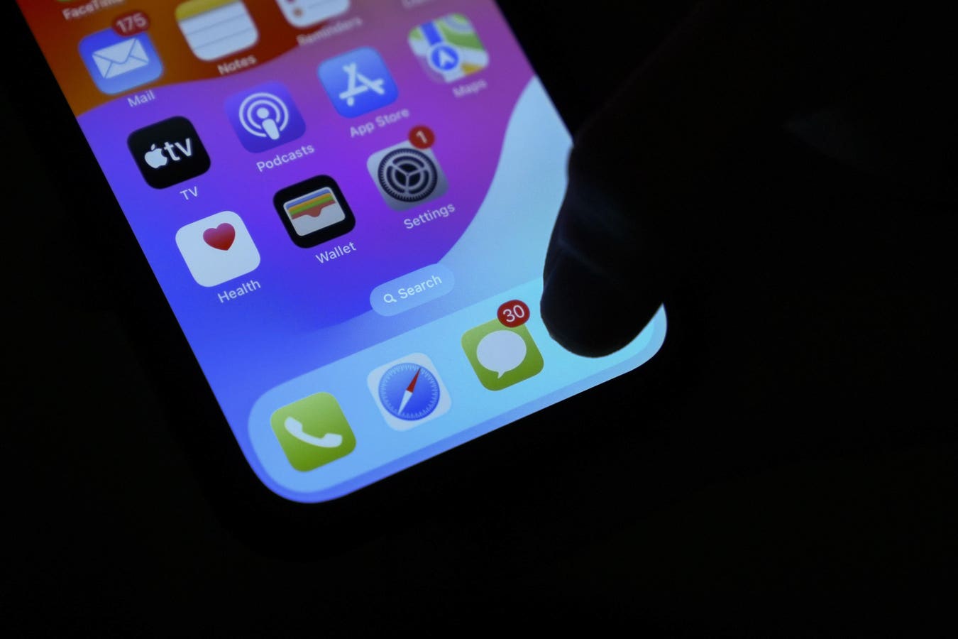 ‘Disable iMessage ASAP’—‘High-Risk’ Alert Issued Over ‘Credible’ iPhone Exploit