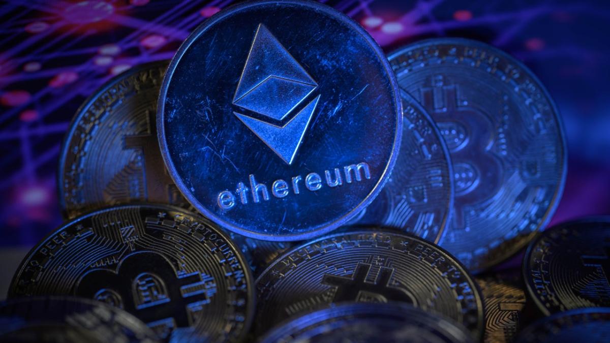 Bitcoin vs. Ethereum vs. Dogecoin: Top cryptocurrencies compared