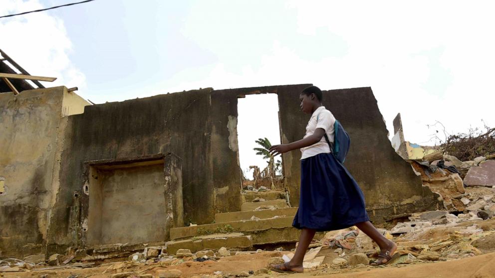 İddia edilen sağlık endişeleri nedeniyle Fildişi Sahili’nin başkentinde evler yıkılıyor: Binlerce kişi evsiz kaldı
