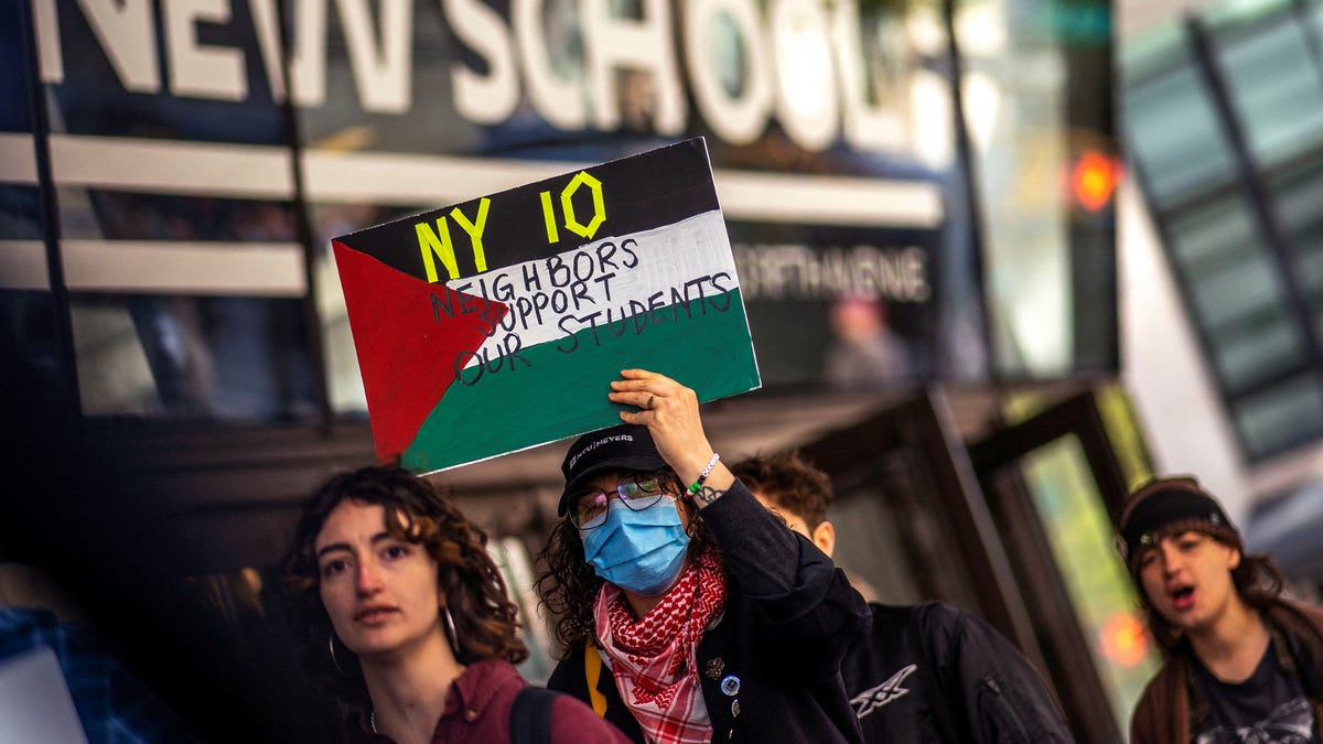 Kolejlerde İsrail savaşı protestolarını alevlendiriyor: Canlı Güncellemeler