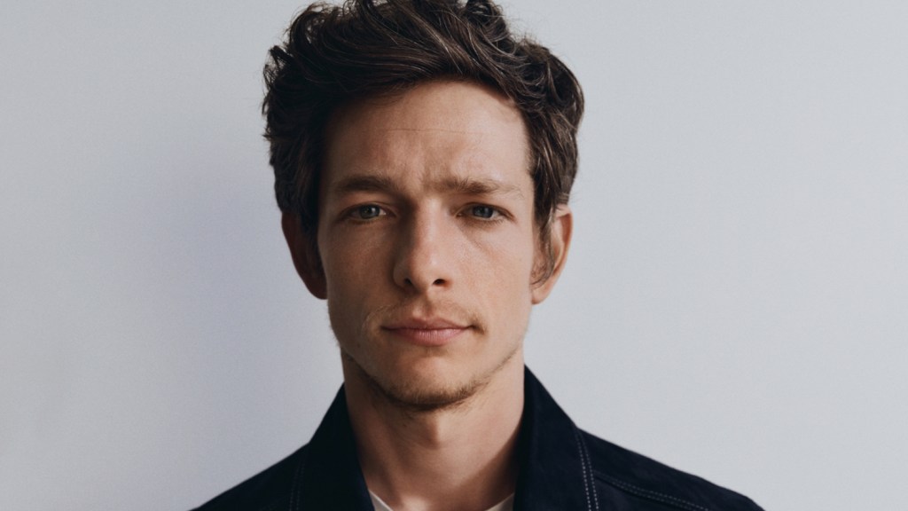 'Challengers' Star Mike Faist Signs With WME And Brillstein