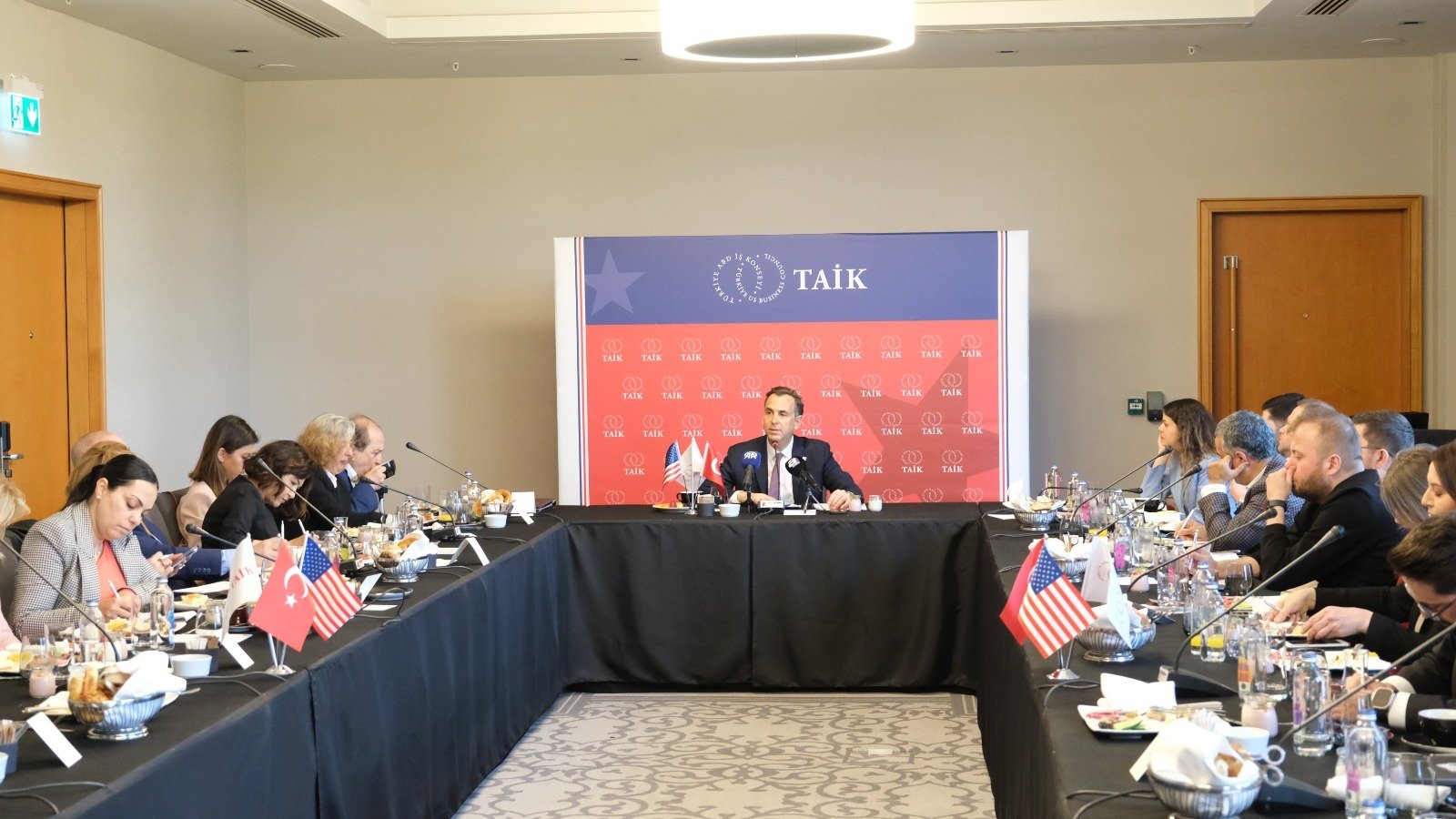 TAİK, Erdoğan Ziyareti Öncesinde Türkiye-ABD Ekonomik İlişkilerinde Artan İvme Hakkında Konuşuyor