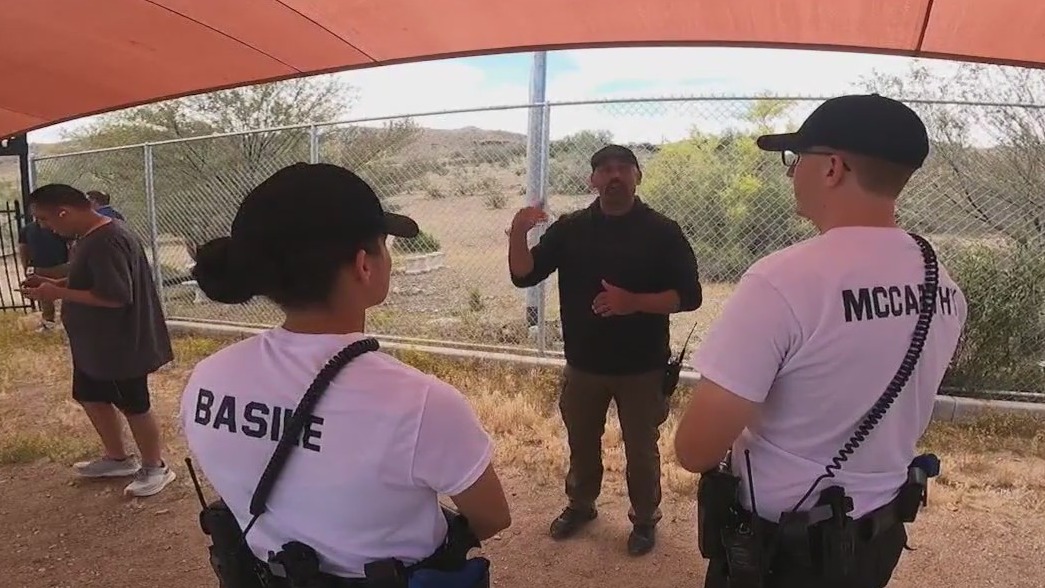 Yaratıcı eğitim tekniği, Phoenix Polisine zihinsel sağlık çağrılarını ele almakta nasıl yardımcı oluyor?